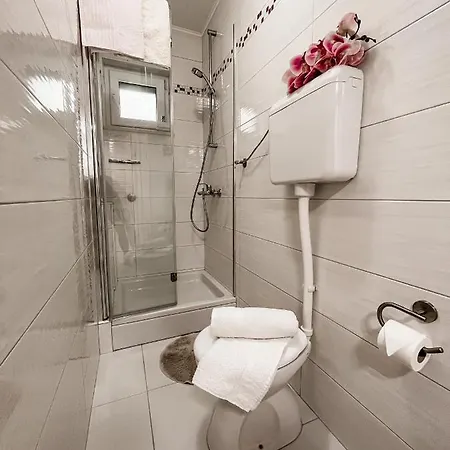 The Midtown Place In Apartment Bol