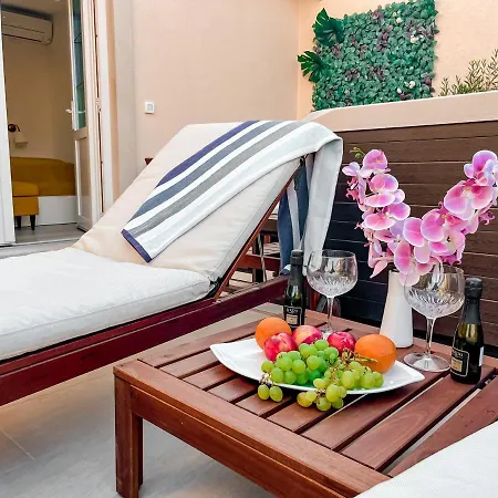 The Midtown Place In Appartement Bol